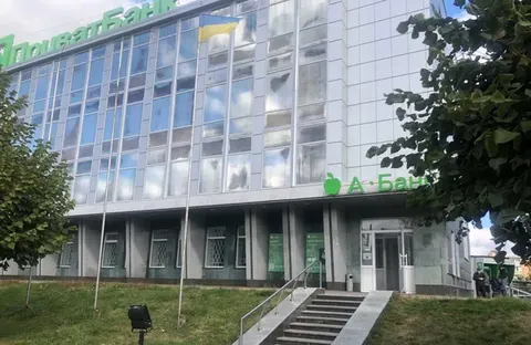 Мільйонна нерухомість компанії-банкрута з орбіти ексвласників ПриватБанку йде з молотка