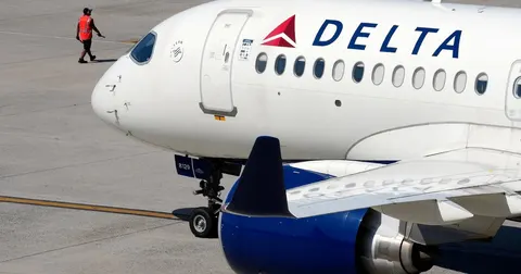 Boeing 757-300 Delta Air Lines повернувся до MSP через стан пілота