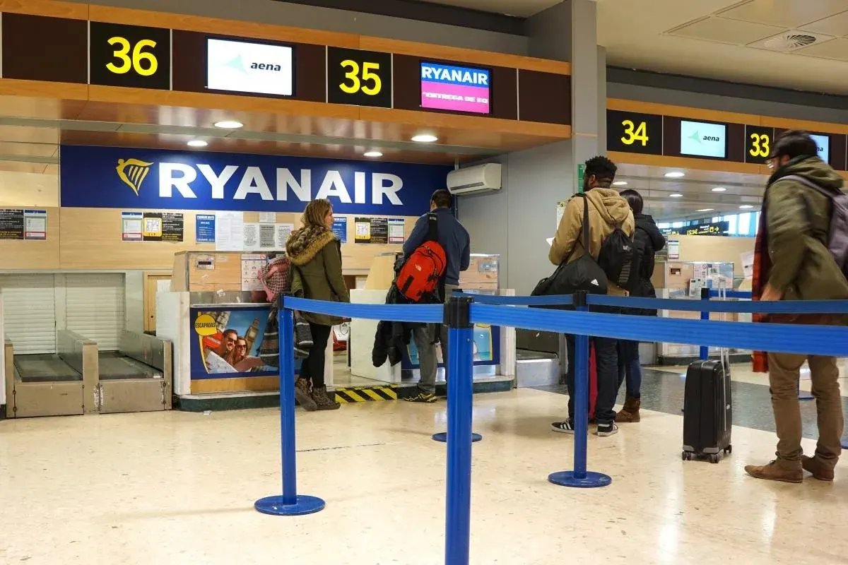 Ryanair не чекатиме пасажирів через черги EES: рейси підуть без запізнілих