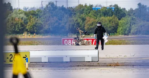 Атака дрона на Лейпциг-Галле: Європа посилює захист аеропортів