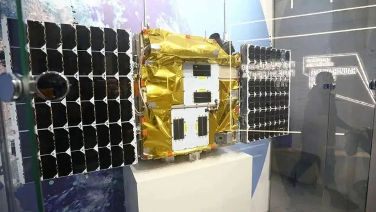 Російські супутники «Рассвет»: що вміє аналог Starlink