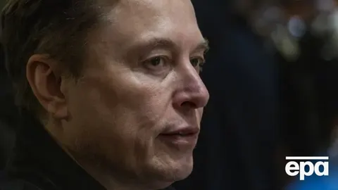 Маск відповів на подяку Федорова за Starlink для України