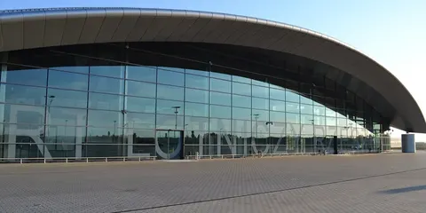 Через російські дрони в Польщі закривали аеропорти Жешува й Любліна