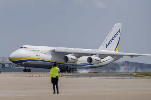 Дрон врізався в Ан-124 у Лейпцигу: деталі інциденту