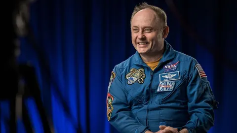 Астронавт Майк Фінке завершує кар'єру в NASA після 30 років