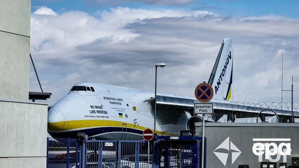 Під Лейпцигом знайшли третій дрон із вибухівкою біля українського літака