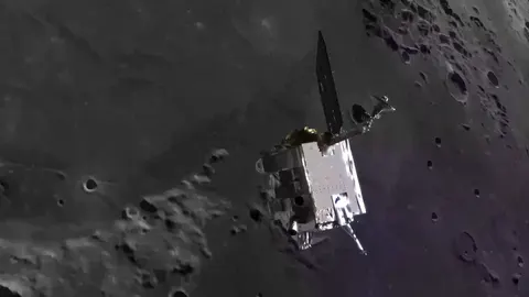 NASA показало новий кратер на Місяці від падіння ракети Falcon 9