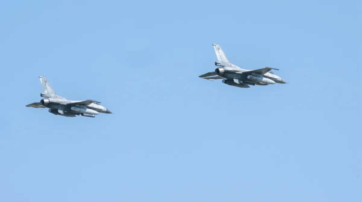 Грецькі F-16 перехопили турецький дрон біля аеропорту