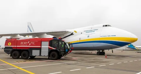 Дрон із вибухівкою вдарився об Ан-124 у Лейпцигу, але не здетонував