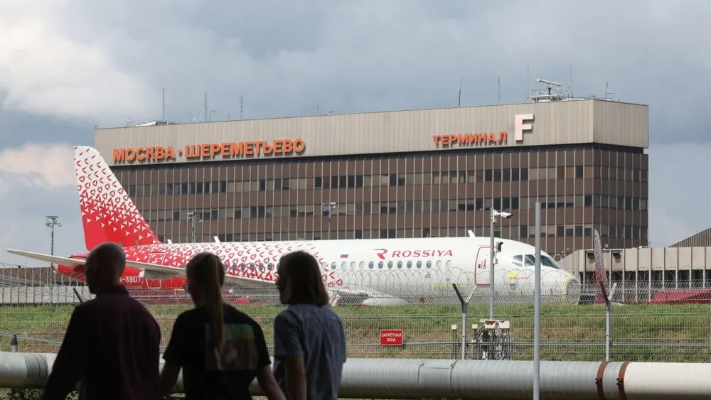 Перші авіакомпанії відмовляються від рейсів до РФ після заяви Зеленського