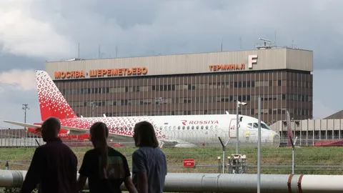 Перші авіакомпанії відмовляються від рейсів до РФ після заяви Зеленського