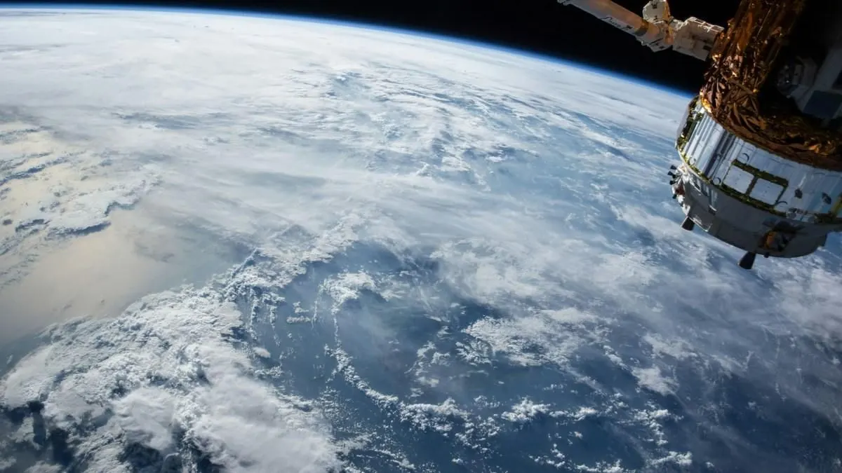 Starlink допоміг створити томографічну карту термосфери Землі