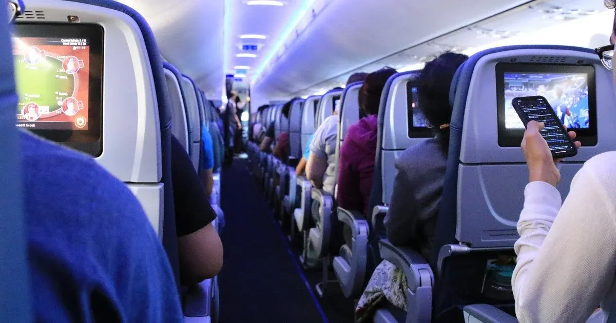 Стюардеса Ryanair дала поради, як зробити переліт комфортнішим