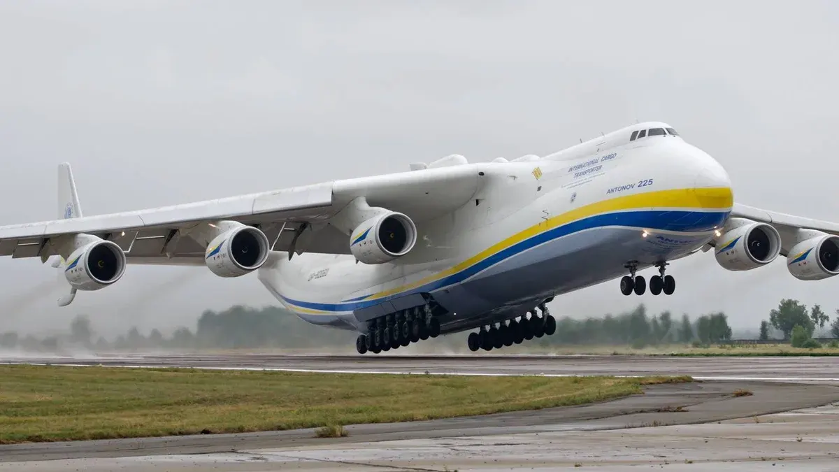 Київський авіазавод і «Антонов»: від Ан-2 до «Мрії» та робота під час війни